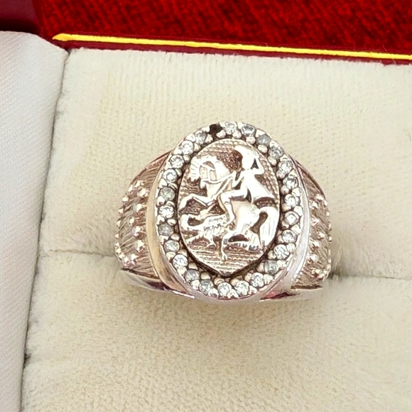 SILVER BOLD SAINT GEORGE & THE DRAGON MAN'S SIGNET WITH RELIGIOUS MOTYVS - Picture 2 of 9